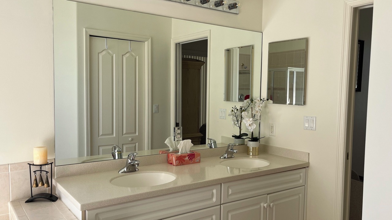 Photo of Bathroom in Heritage Palms