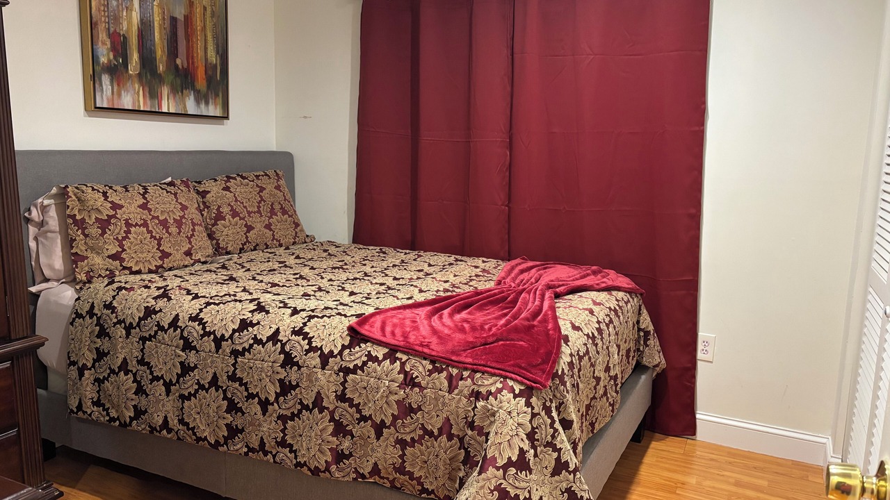 Photo of Bedroom in Richmond West