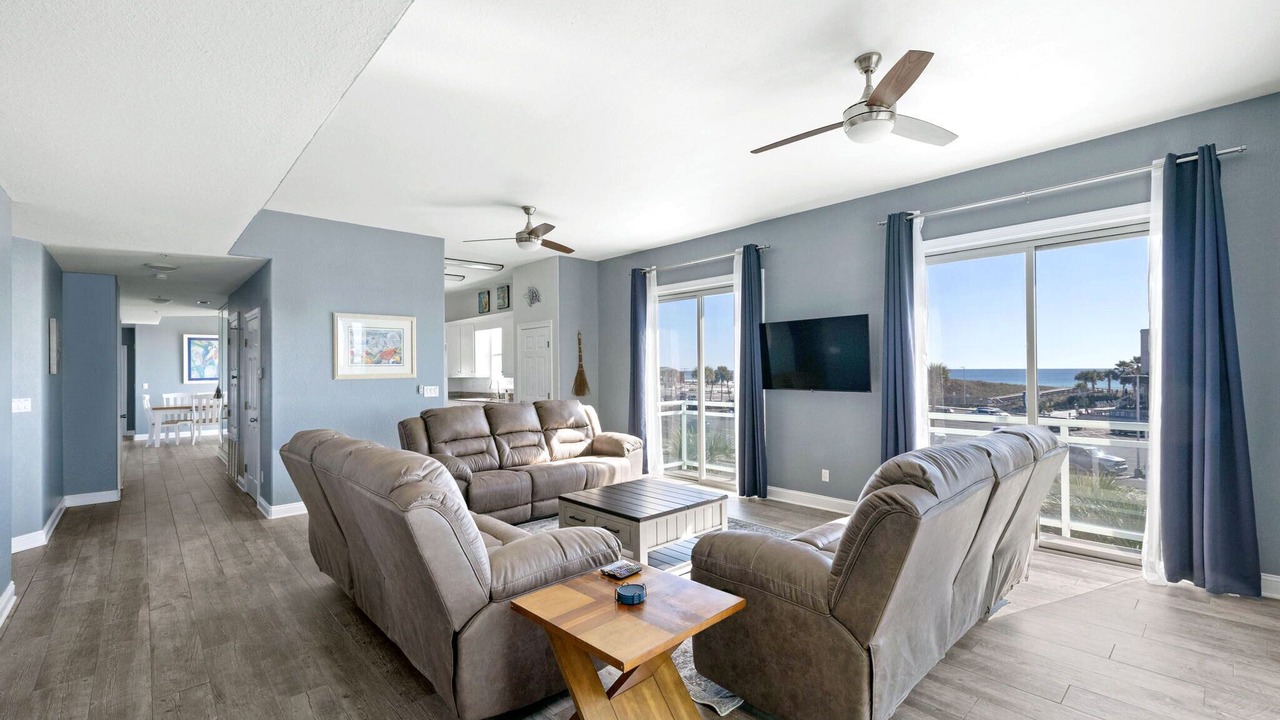 Photo of Livingroom in Pensacola Beach