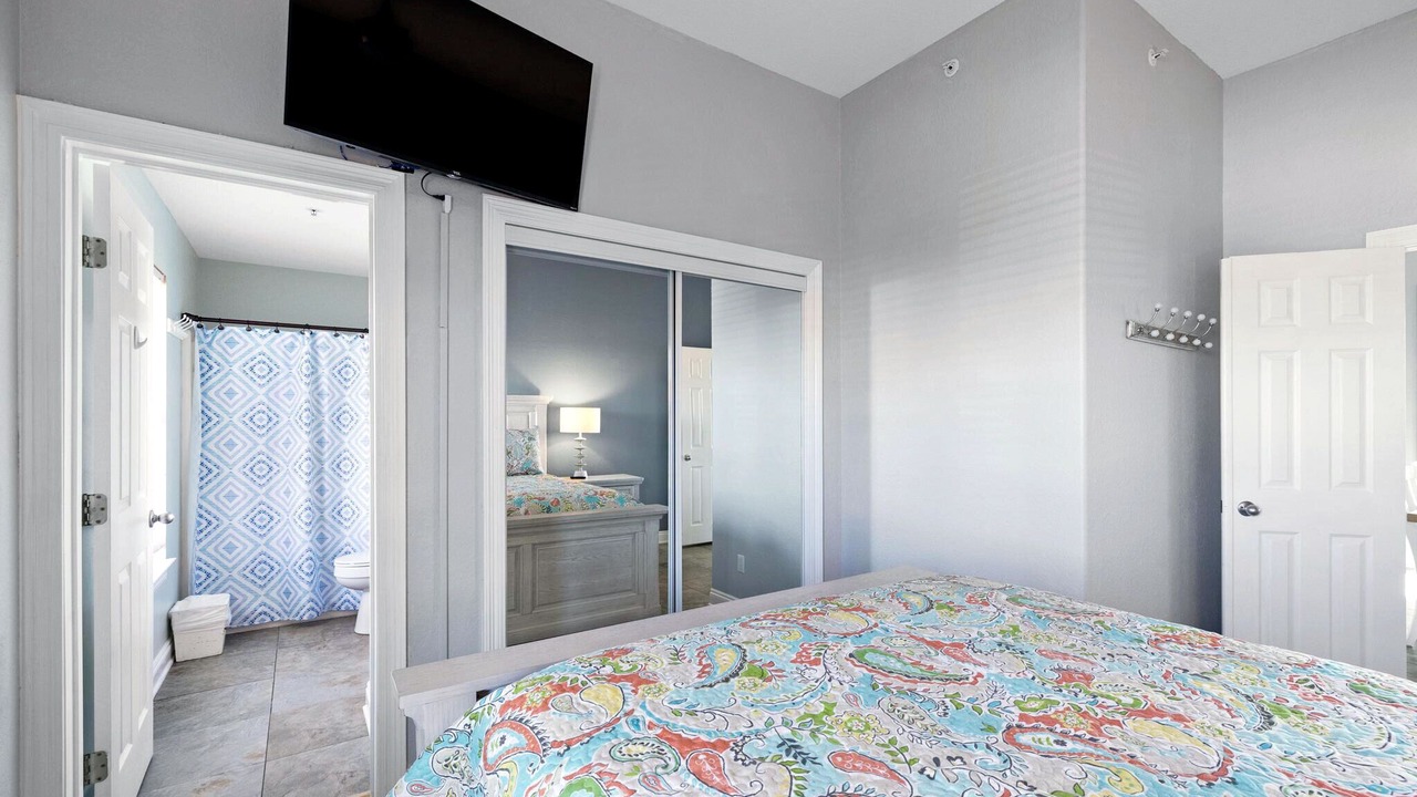 Photo of Bedroom in Pensacola Beach