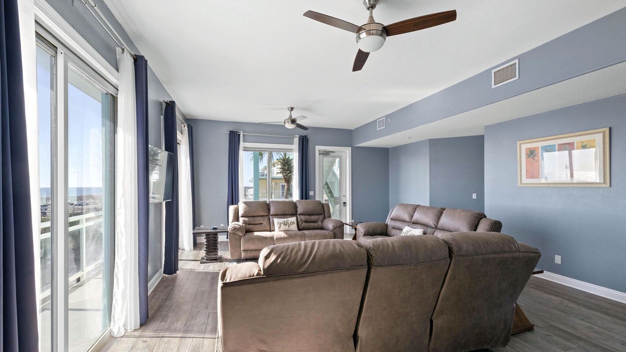 Photo of Livingroom in Pensacola Beach