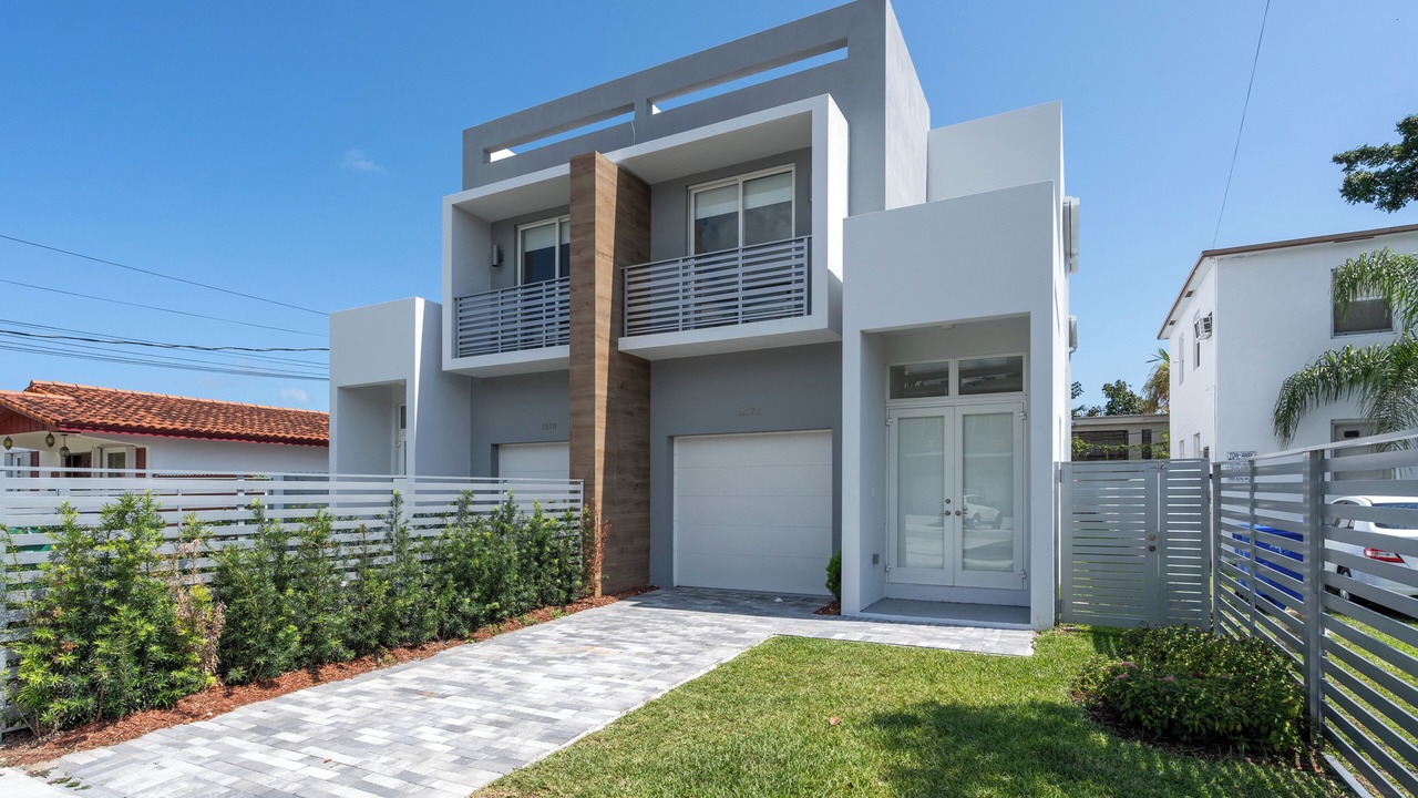 Photo of Outdoor in Coral Way