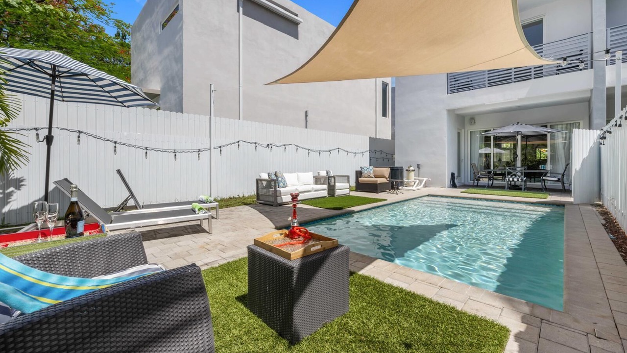 Photo of Outdoor in Coral Way