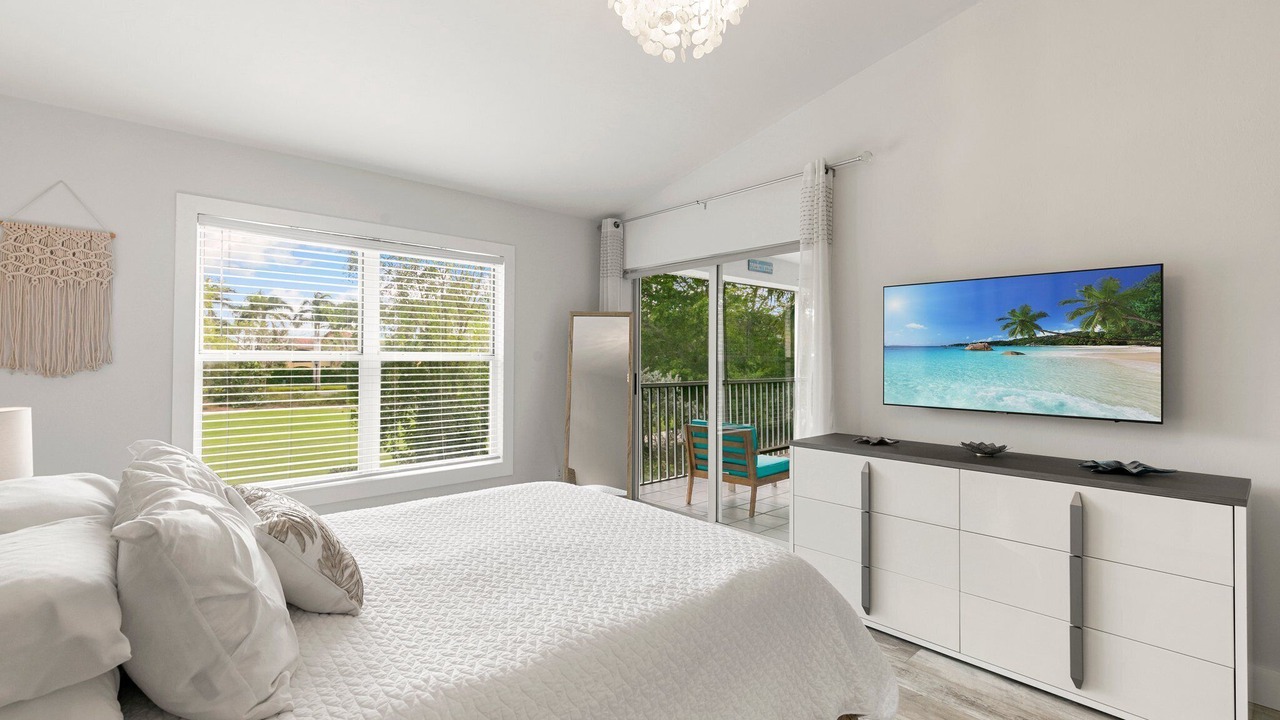 Photo of Bedroom in Hammock Bay