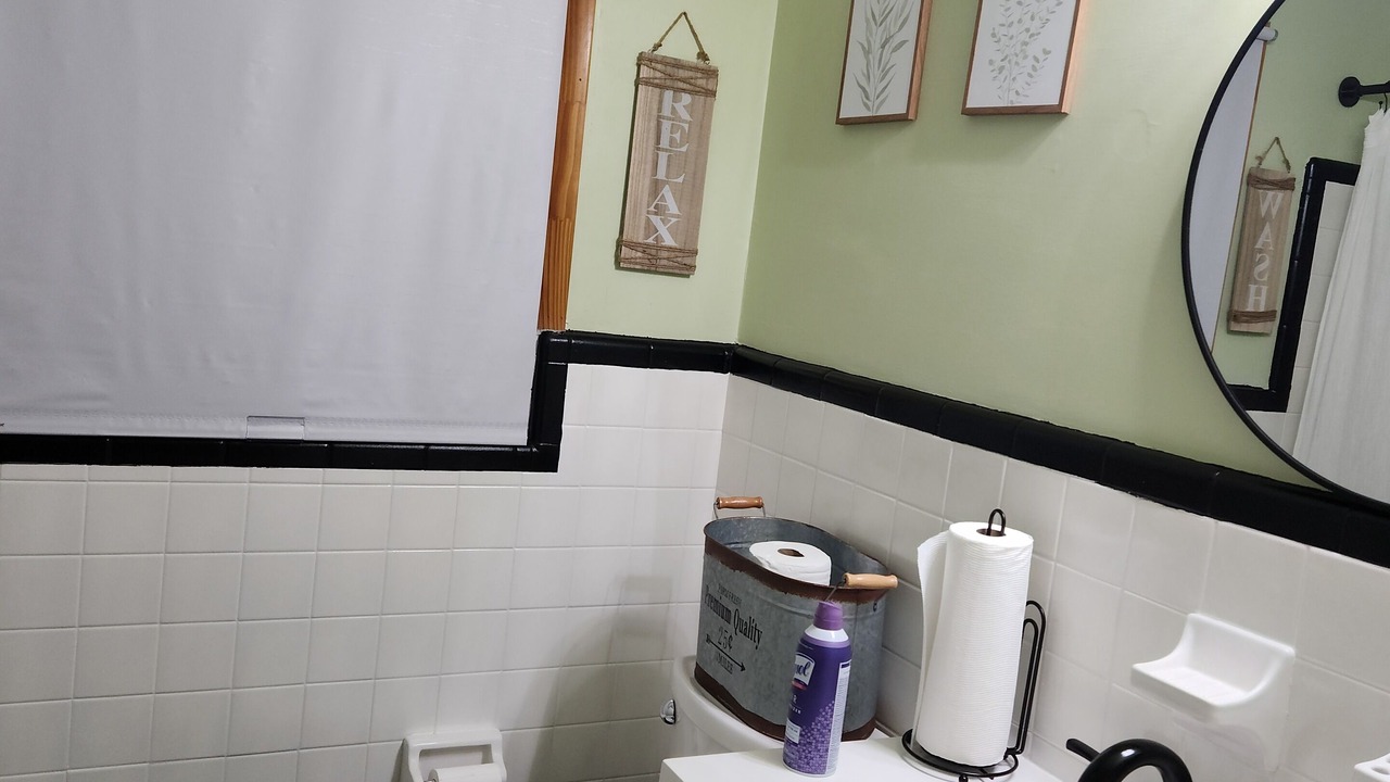 Photo of Bathroom in Sylvester
