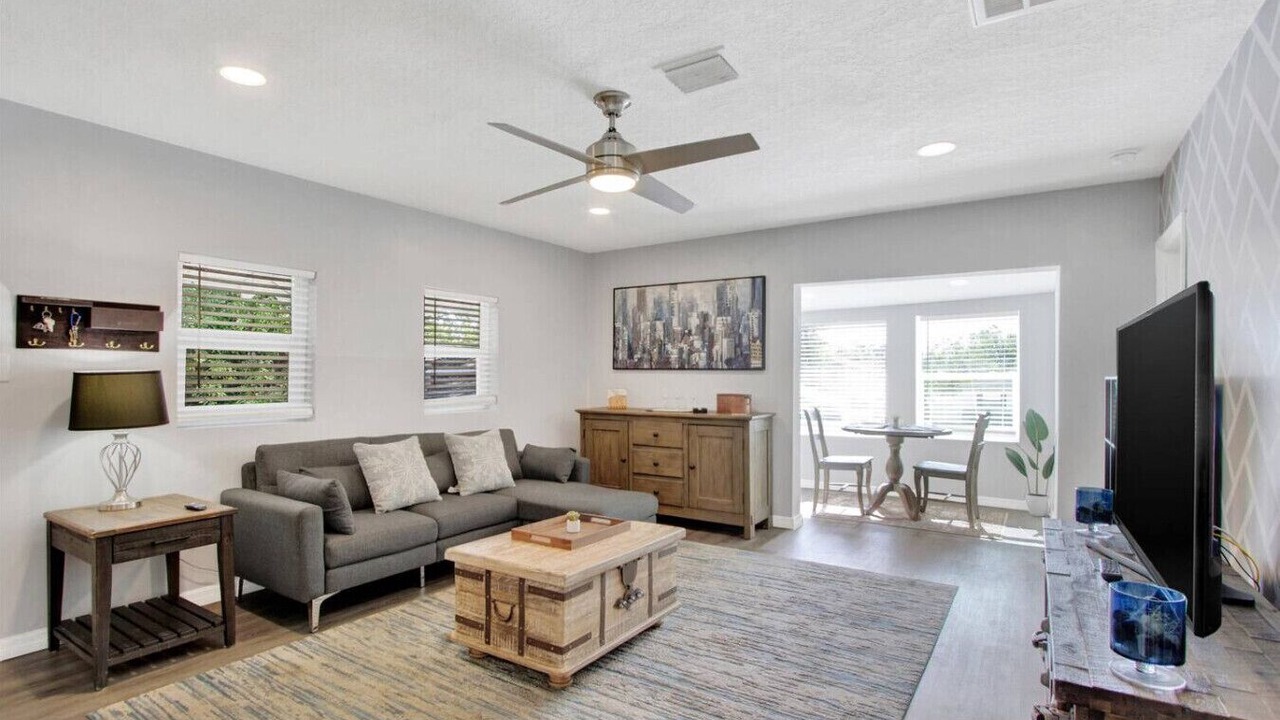 Photo of Livingroom in Old Seminole Heights