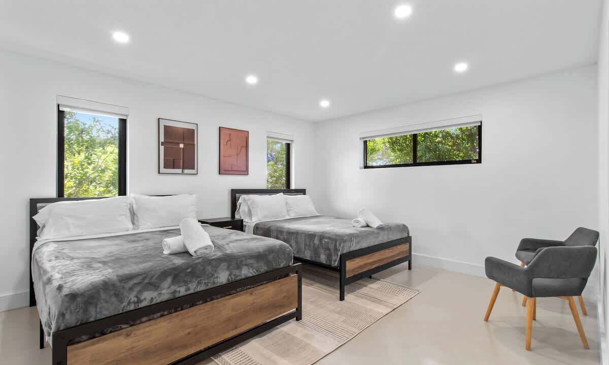 Photo of Bedroom in Davie