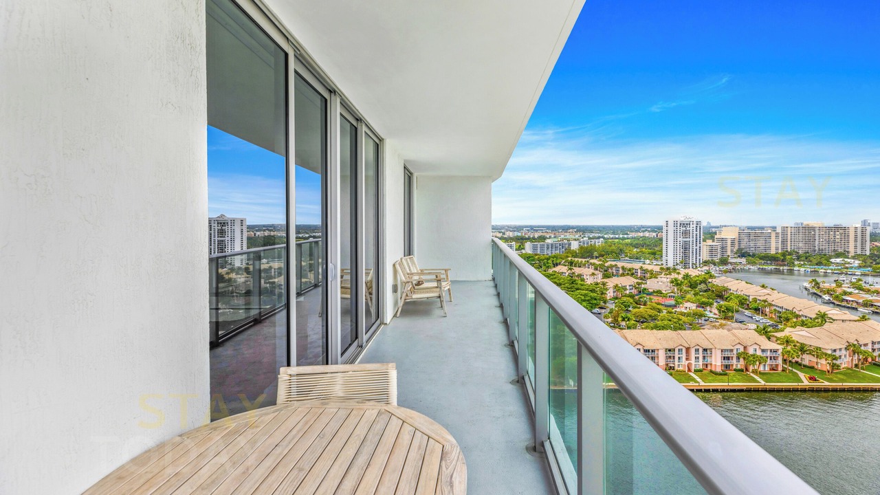 Photo of Outdoor in Hollywood South Central Beach