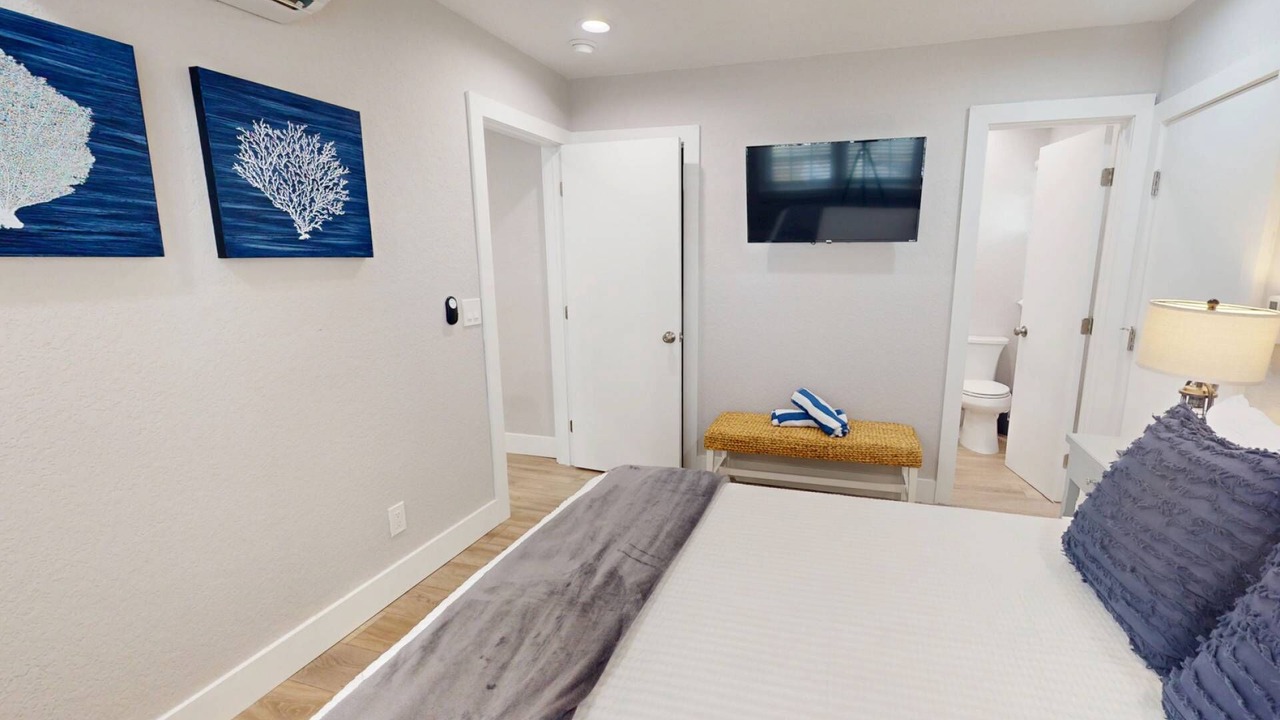 Photo of Bedroom in Madeira Beach