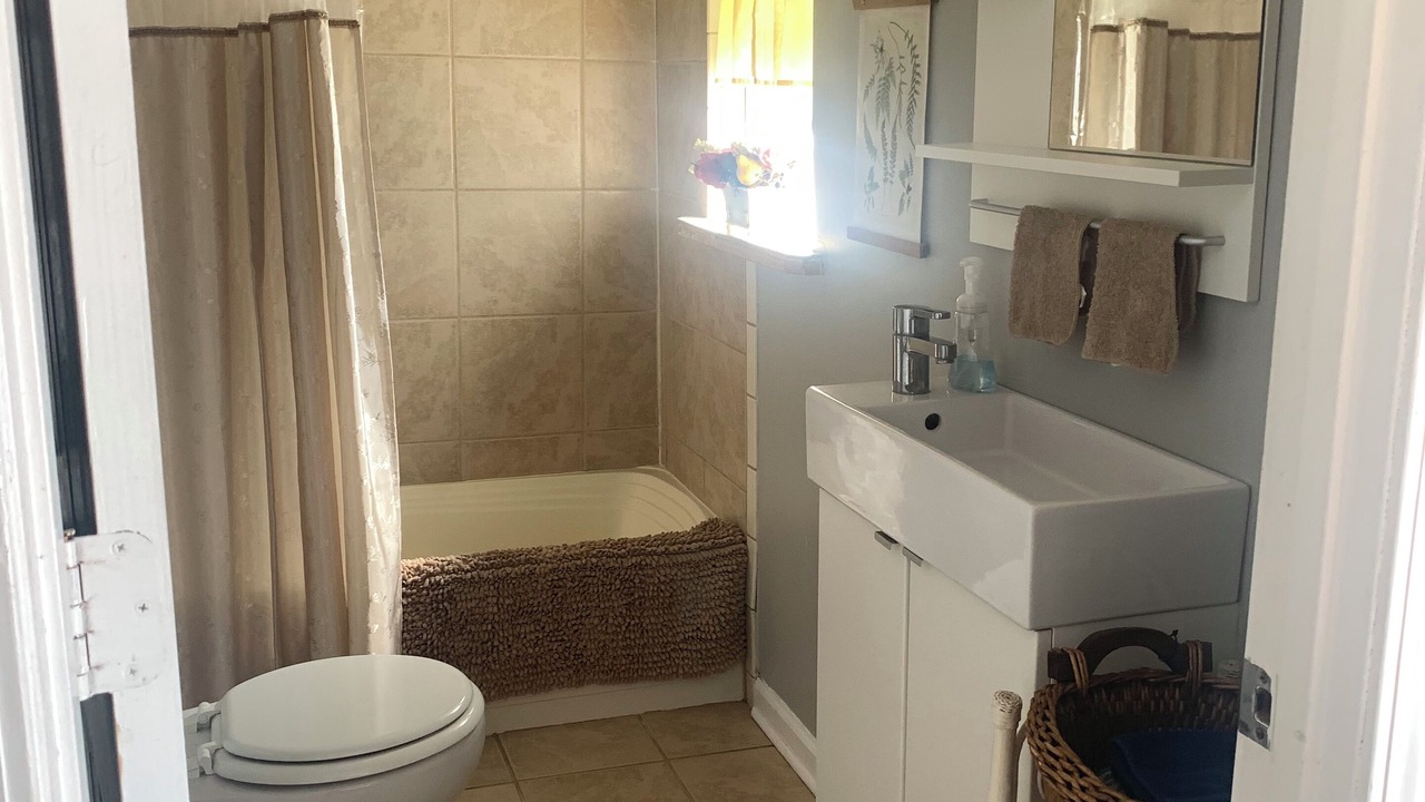 Photo of Bathroom in Murray Hill