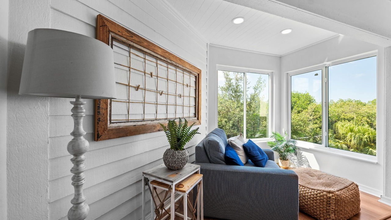 Photo of Livingroom in Tarpon Springs