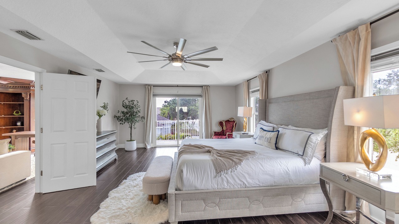 Photo of Bedroom in Trailer Estates