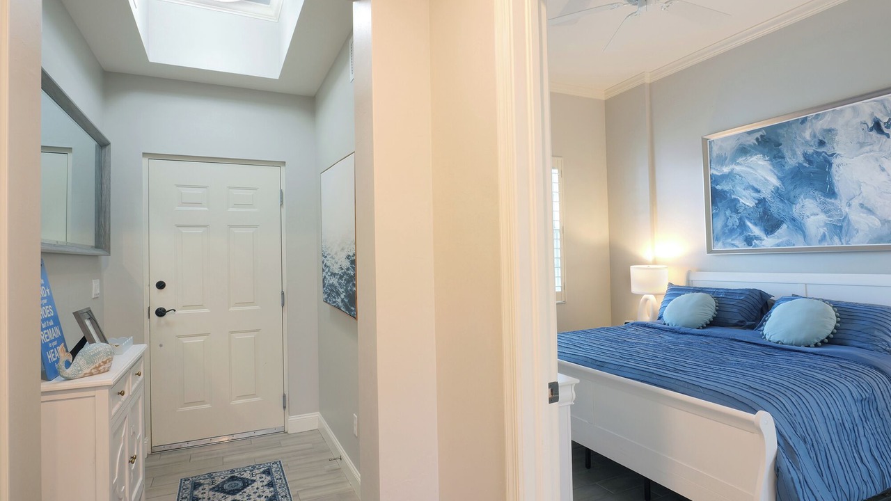 Photo of Bedroom in Bonita Shores