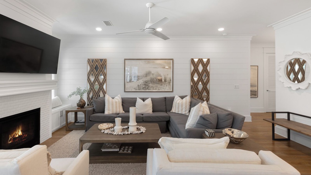 Photo of Livingroom in WaterSound West Beach