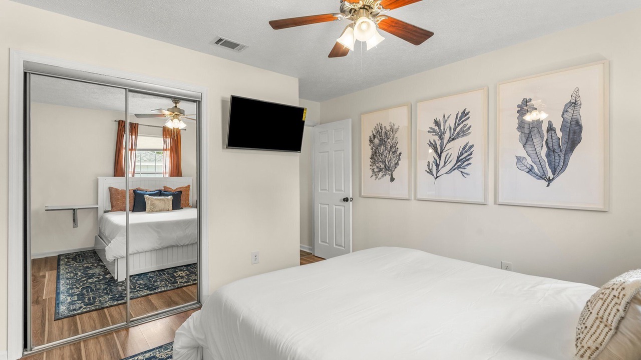 Photo of Bedroom in Treasure Cove