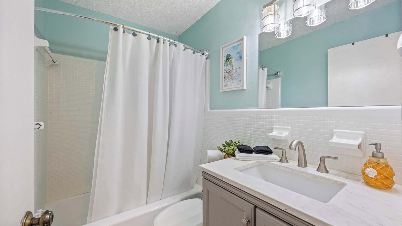 Photo of Bathroom in Cocoa Beach