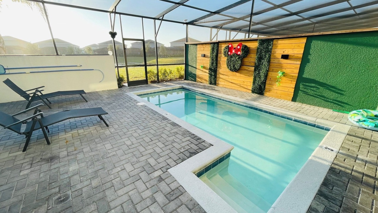 Photo of Outdoor in Loughman