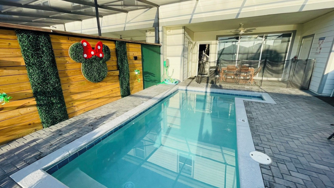 Photo of Outdoor in Loughman
