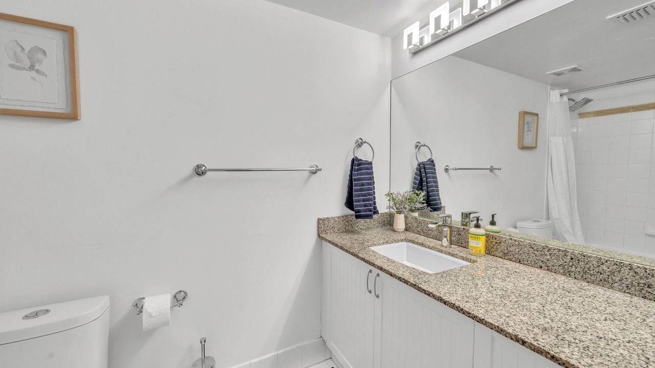 Photo of Bathroom in Brickell