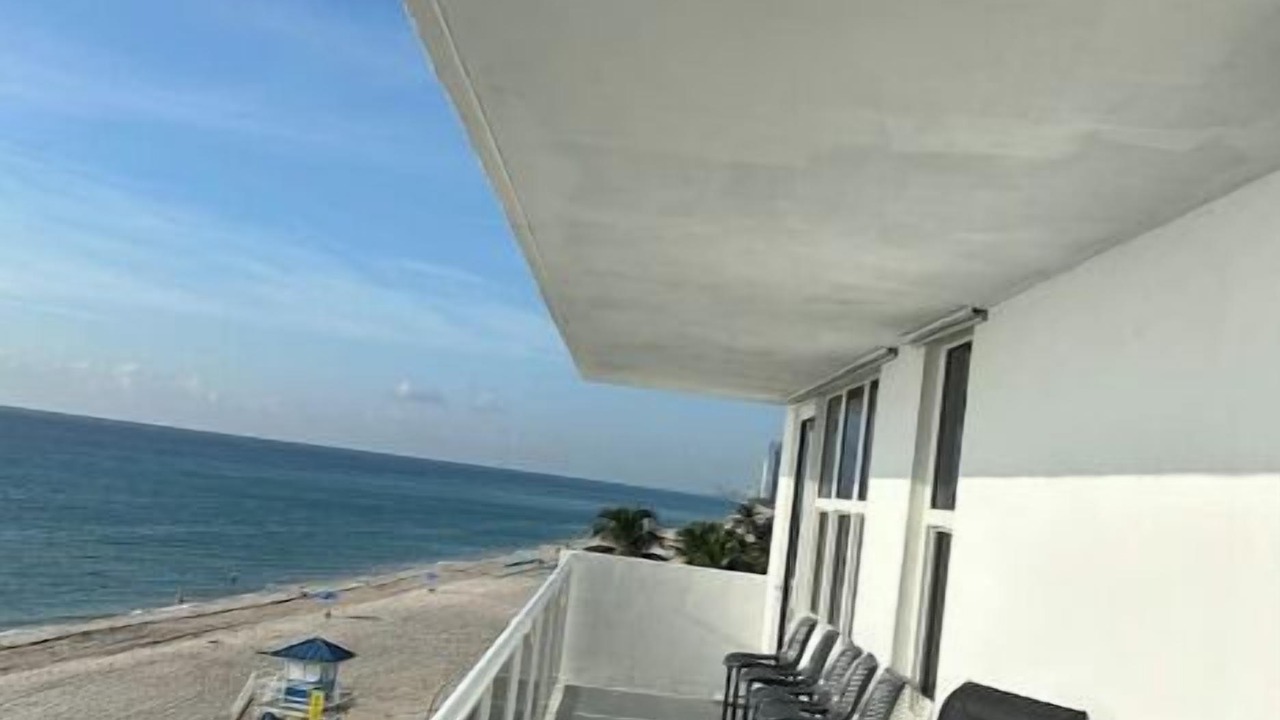 Photo of Patio Balcony in Hollywood South Central Beach