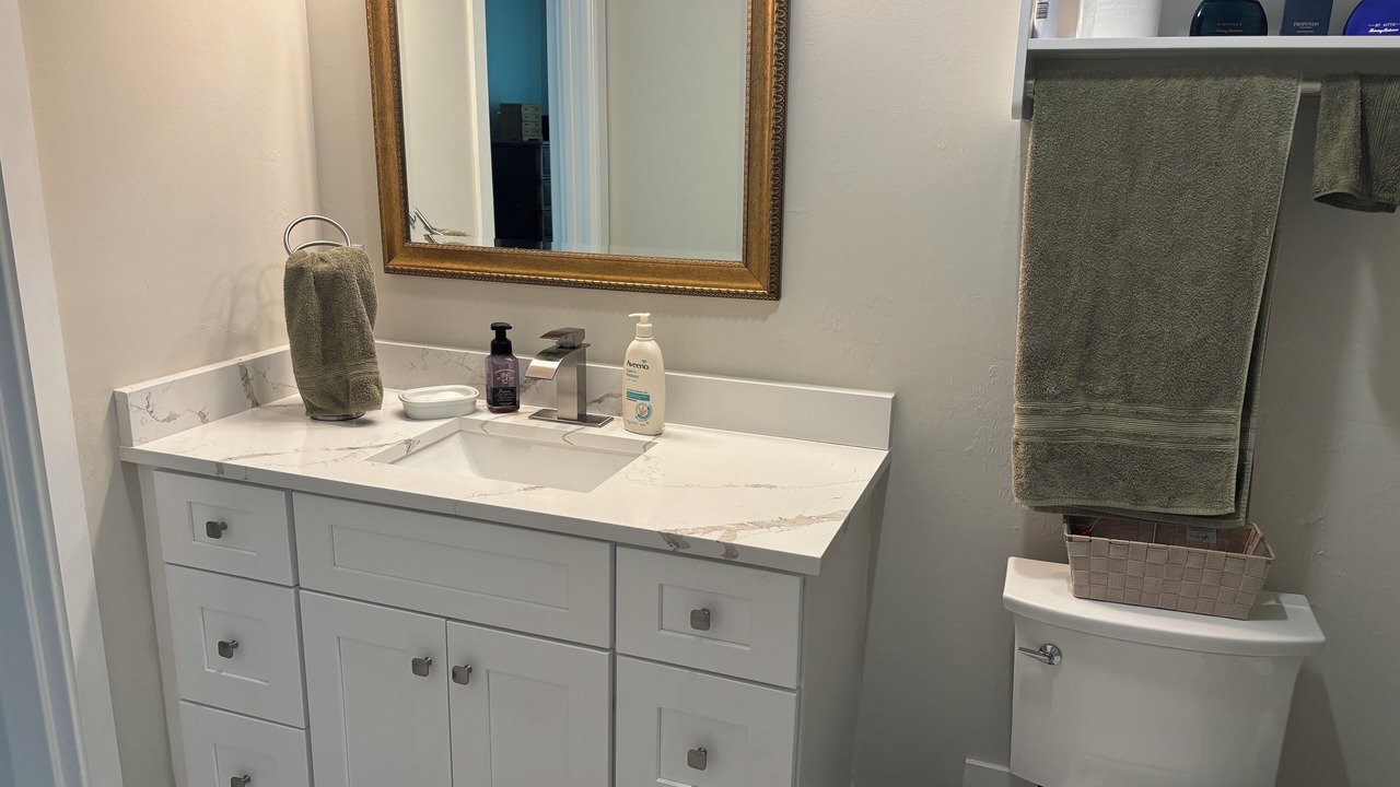 Photo of Bathroom in Iona Shores