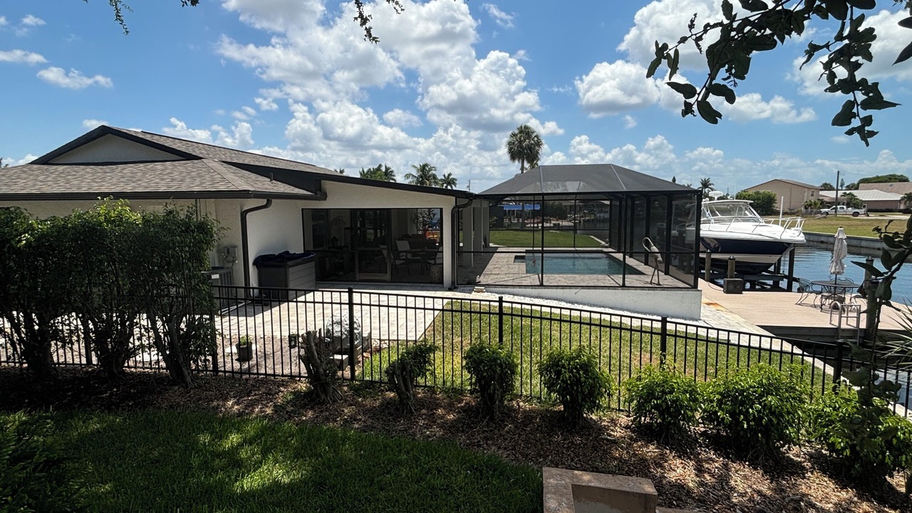Photo of Patio Balcony in Iona Shores