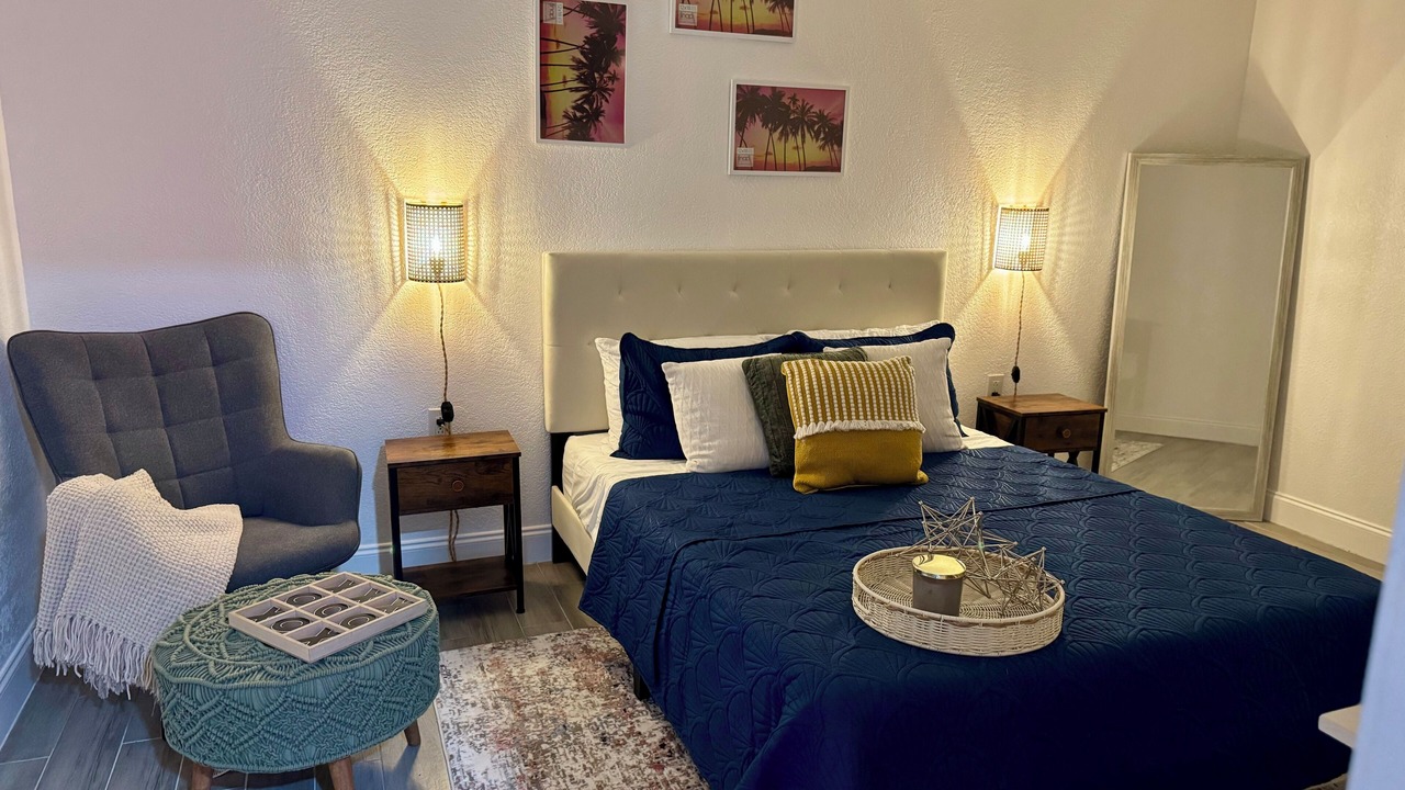 Photo of Bedroom in Central Naples