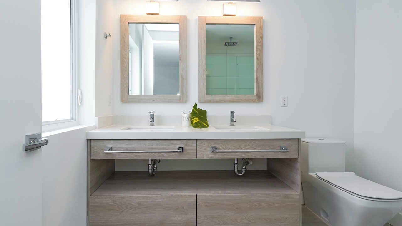 Photo of Bathroom in Coral Way