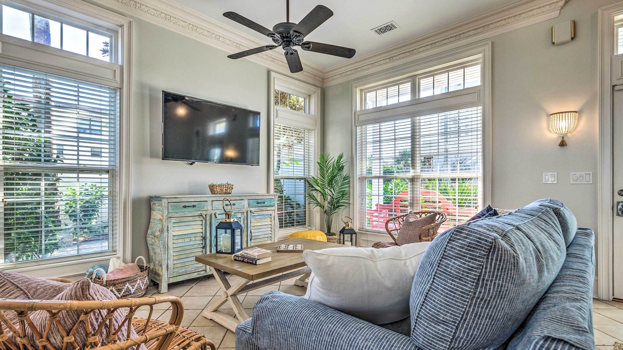 Photo of Livingroom in Miramar Beach