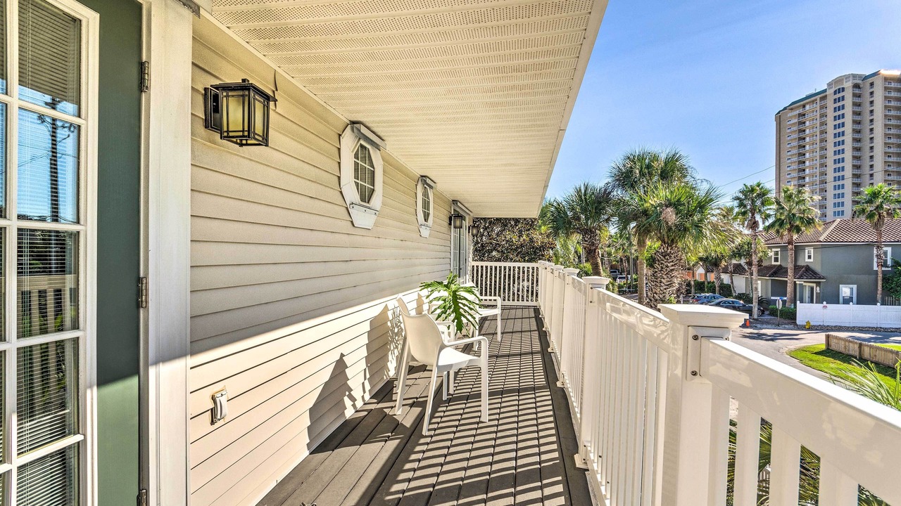 Photo of Patio Balcony in Miramar Beach