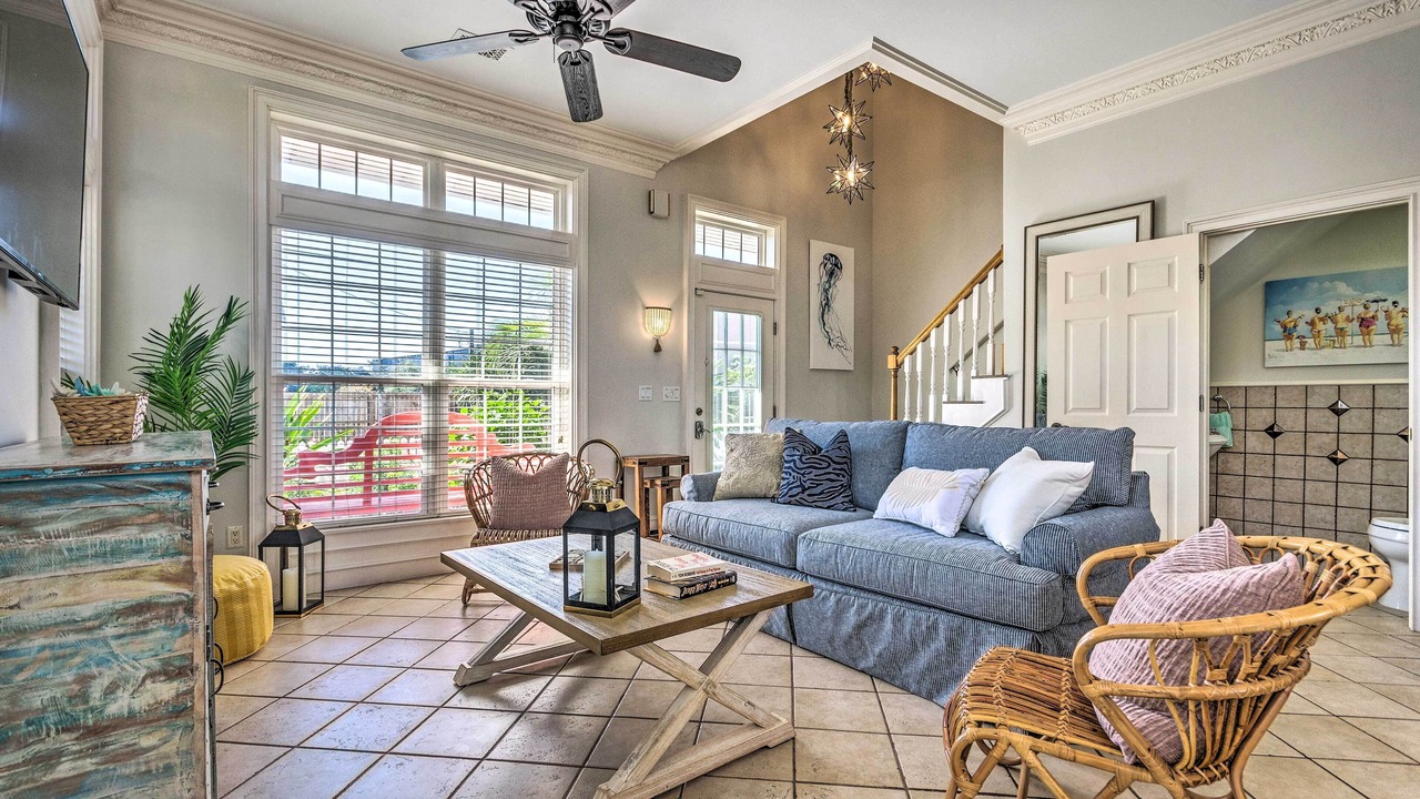Photo of Livingroom in Miramar Beach