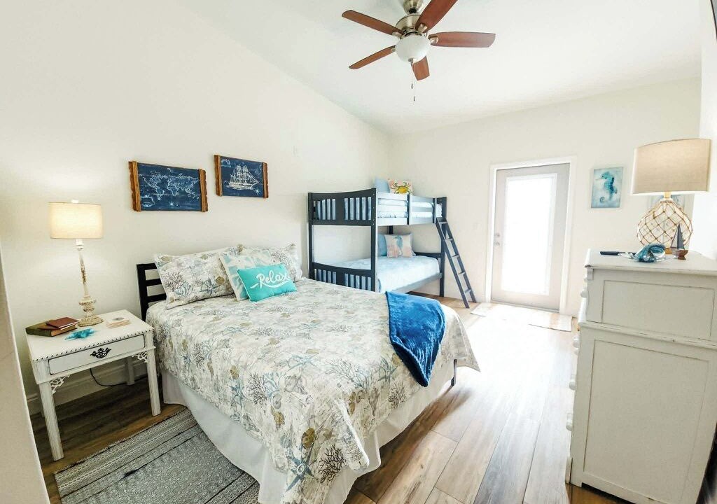 Photo of Bedroom in Mexico Beach