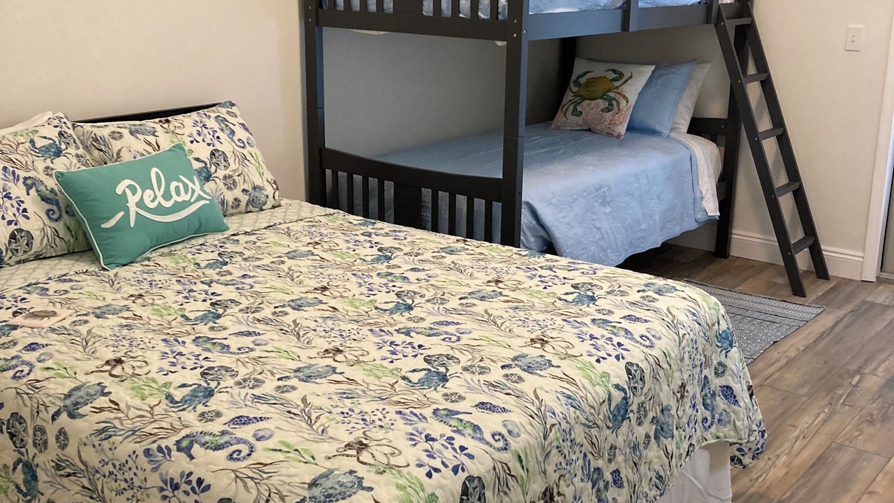 Photo of Bedroom in Mexico Beach