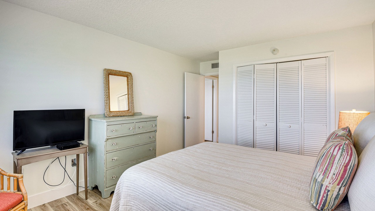 Photo of Bedroom in Ponce Inlet