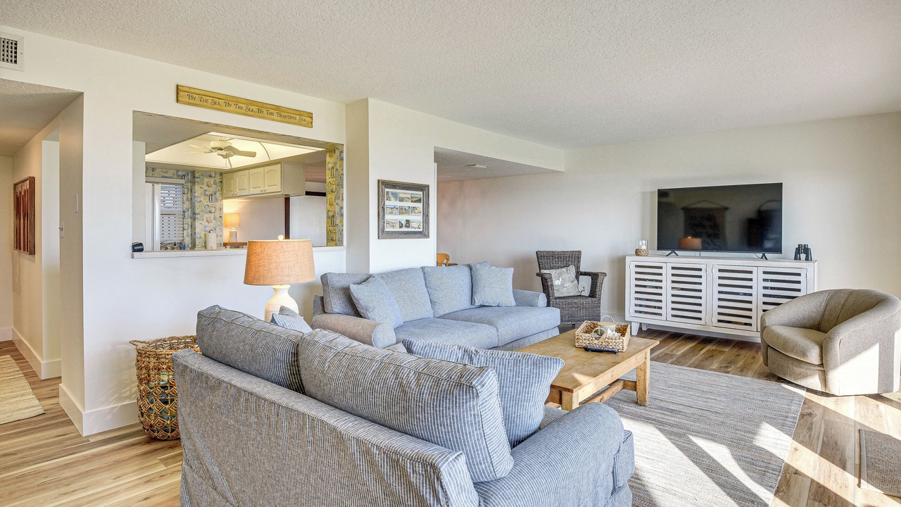 Photo of Livingroom in Ponce Inlet