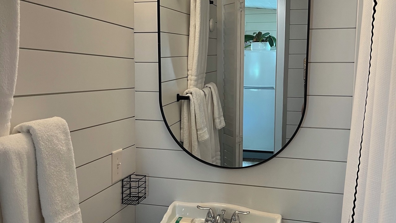 Photo of Bathroom in Everglades City