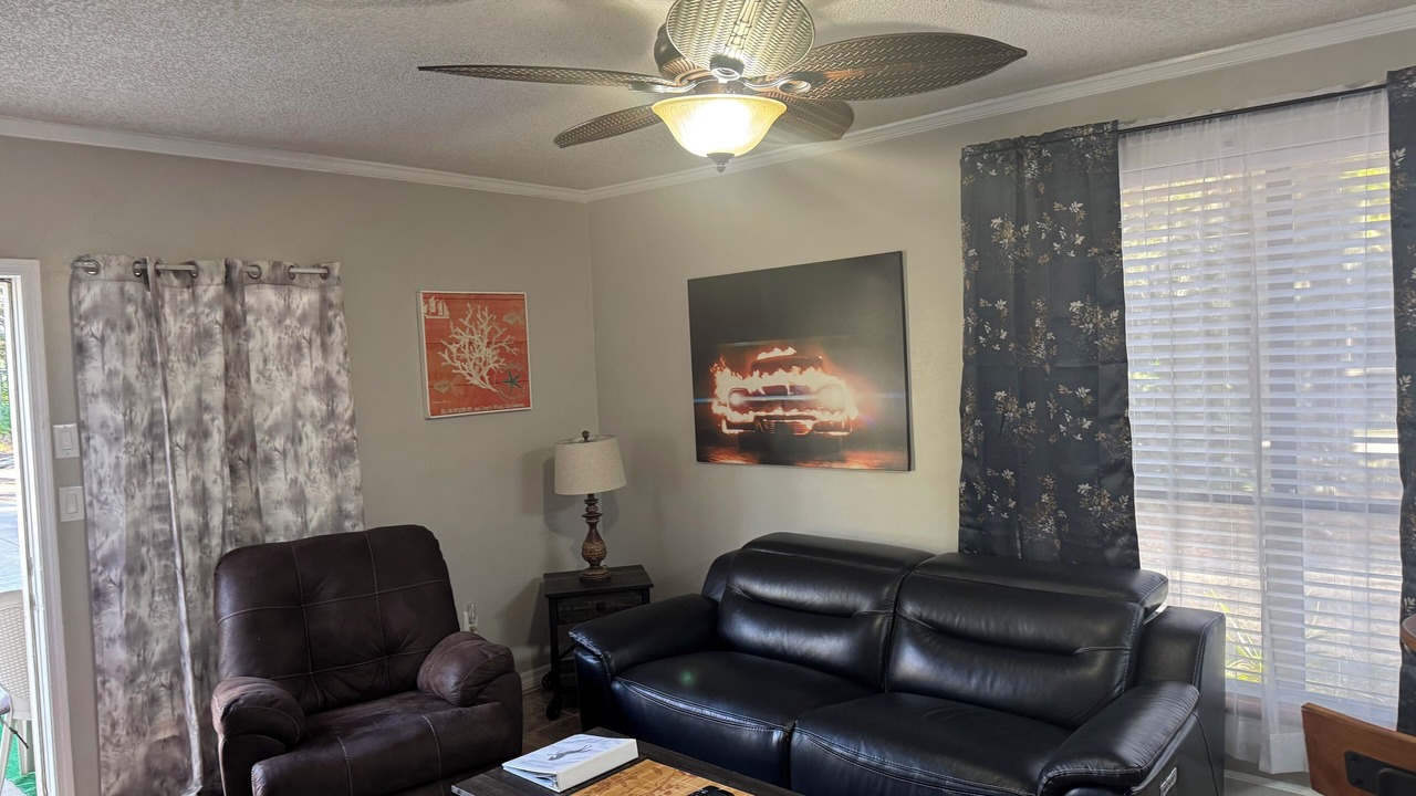 Photo of Livingroom in Merritt Island