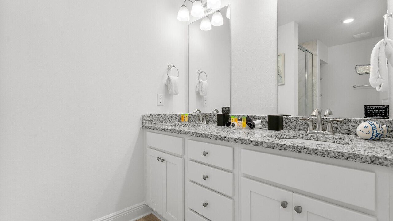 Photo of Bathroom in Santa Rosa Beach