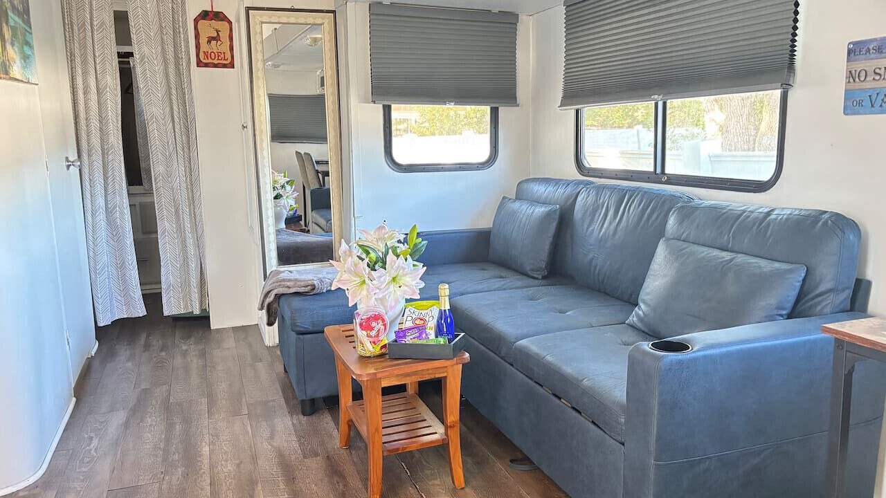 Photo of Livingroom in Spring Hill