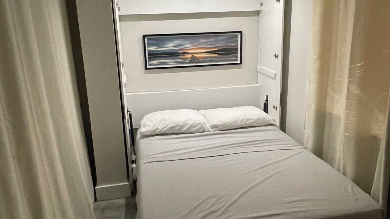 Photo of Bedroom in Hypoluxo