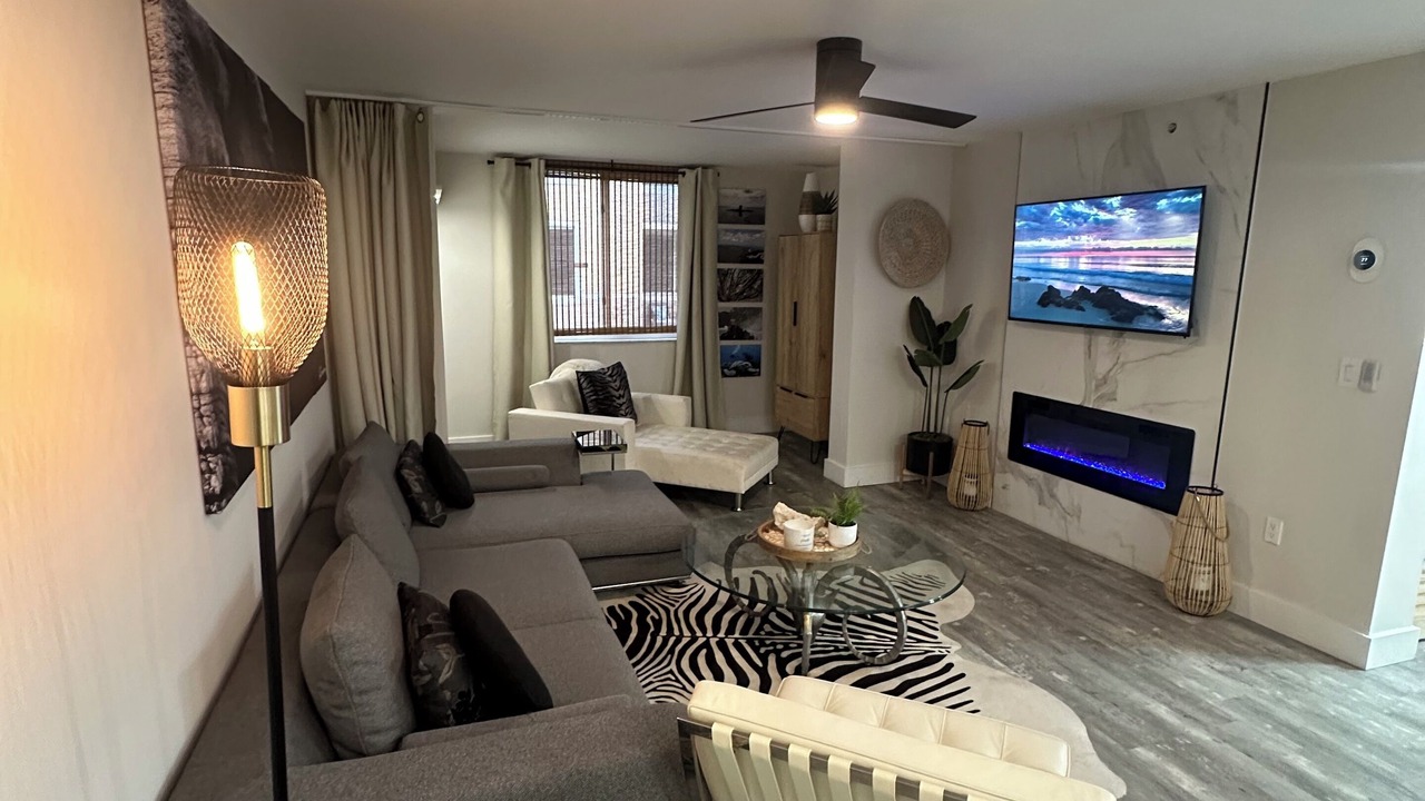 Photo of Livingroom in Hypoluxo