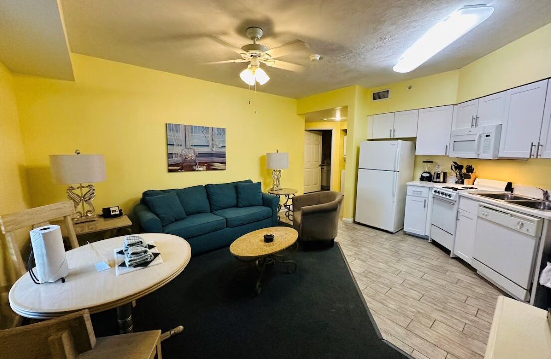 Photo of Livingroom in Seabreeze Historic District