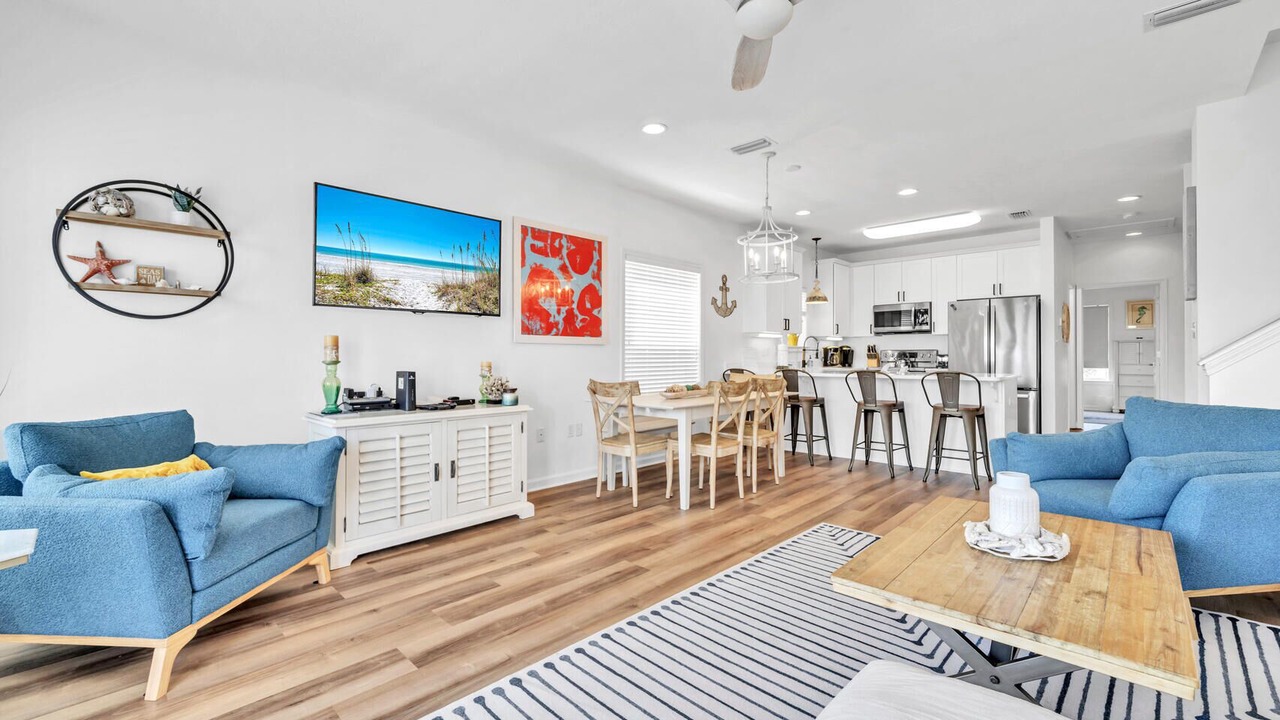Photo of Bedroom in Seacrest
