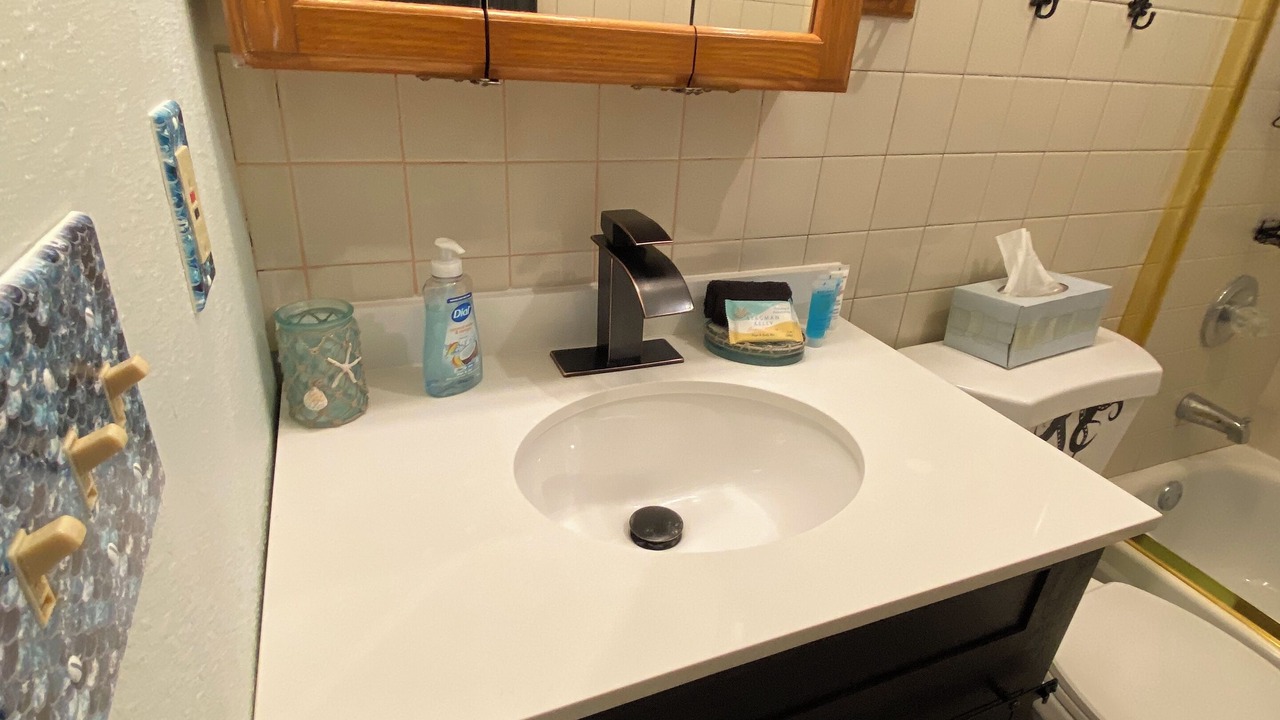 Photo of Bathroom in Weeki Wachee Gardens