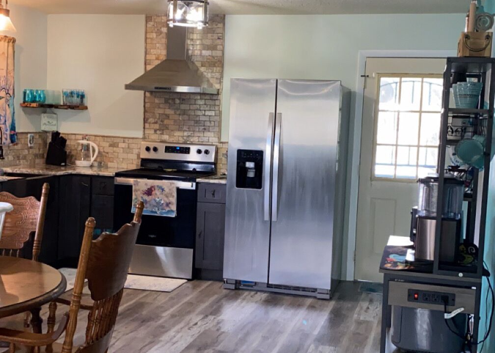 Photo of Kitchen in Weeki Wachee Gardens
