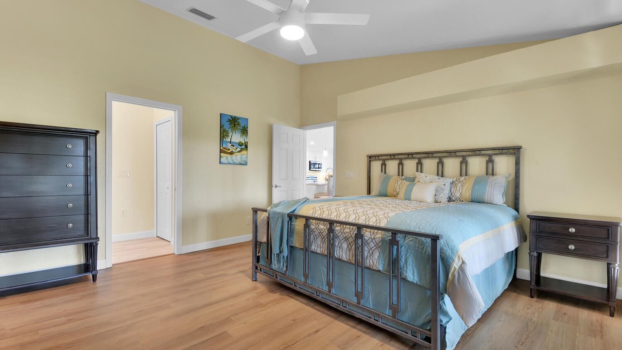 Photo of Bedroom in Lochmoor Waterway Estates