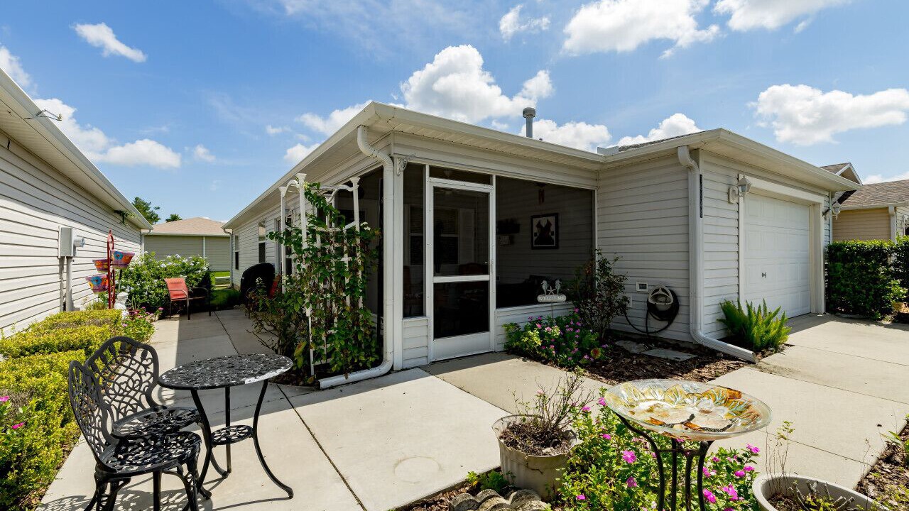 Photo of Outdoor in Calumet Grove