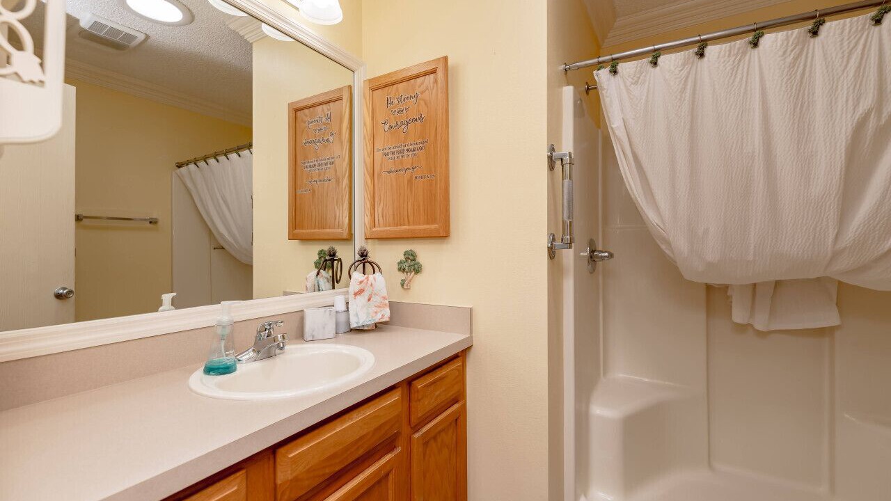 Photo of Bathroom in Calumet Grove
