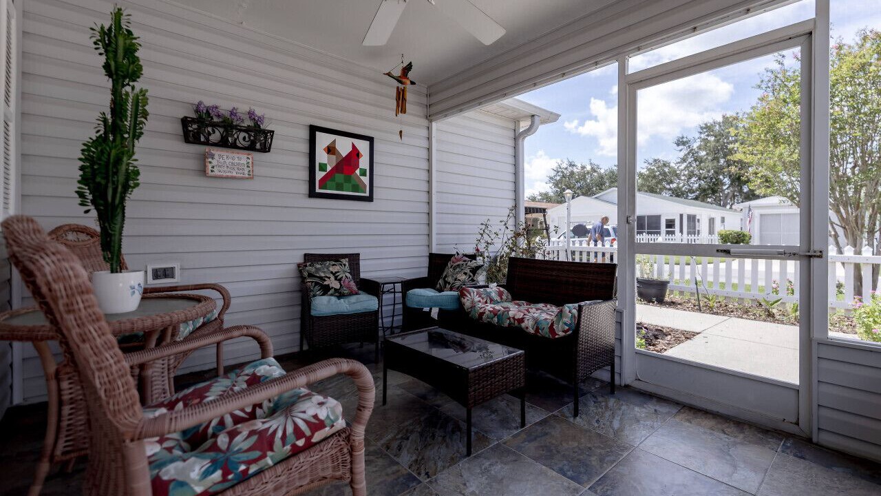 Photo of Patio Balcony in Calumet Grove