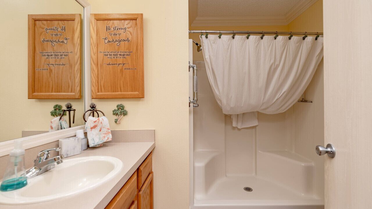 Photo of Bathroom in Calumet Grove